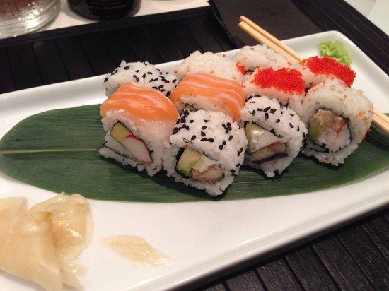 Zushi Japanese Restaurant